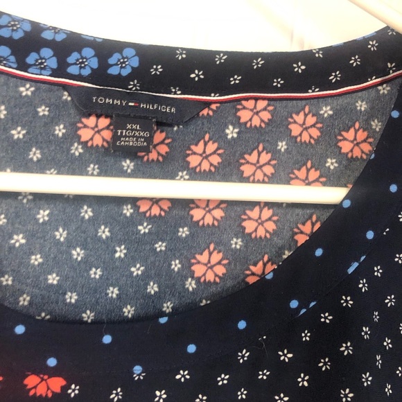 Tommy Hilfiger Women's Navy Blue Patterned Short Sleeve Blouse XXL - Picture 3 of 4